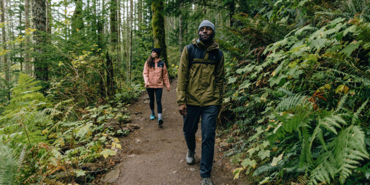 The North Face rainwear collection. Take advantage of the weather! sponsored – Outdoor Magazine